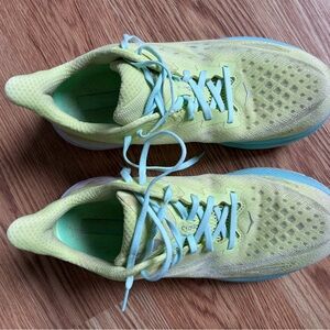Women's  HOKA CLIFTON Athletic Shoes - size 10.5